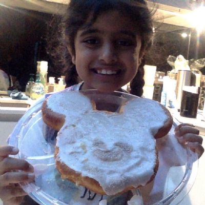 Shaan cake